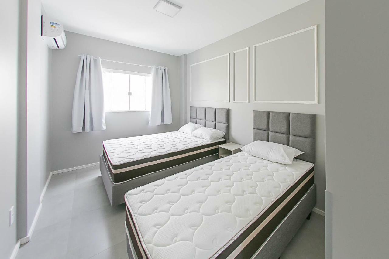 Edificio Algarve Apartment Balneario Camboriu Bagian luar foto